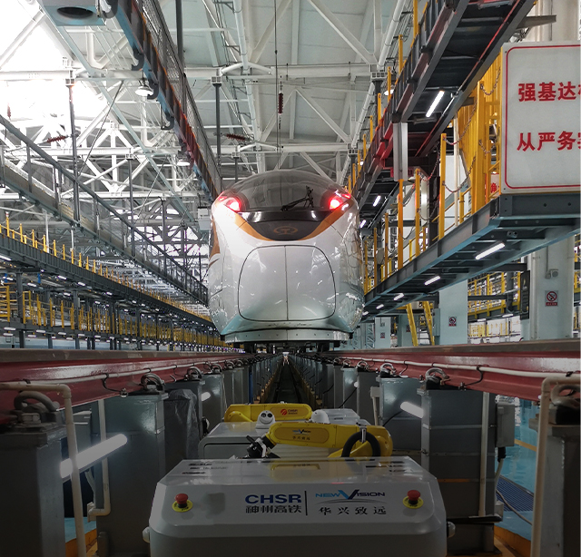 8K全景实时渲染与微显示光学